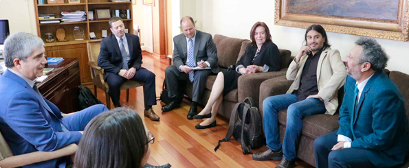 Representantes de la Oficina Naval de Investigación Global visitaron Copas y se reunieron con el Rector Saavedra Representantes de la Oficina Naval de Investigación Global visitaron Copas y se reunieron con el Rector Saavedra